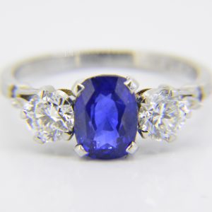 Sapphire diamond 3 stone ring