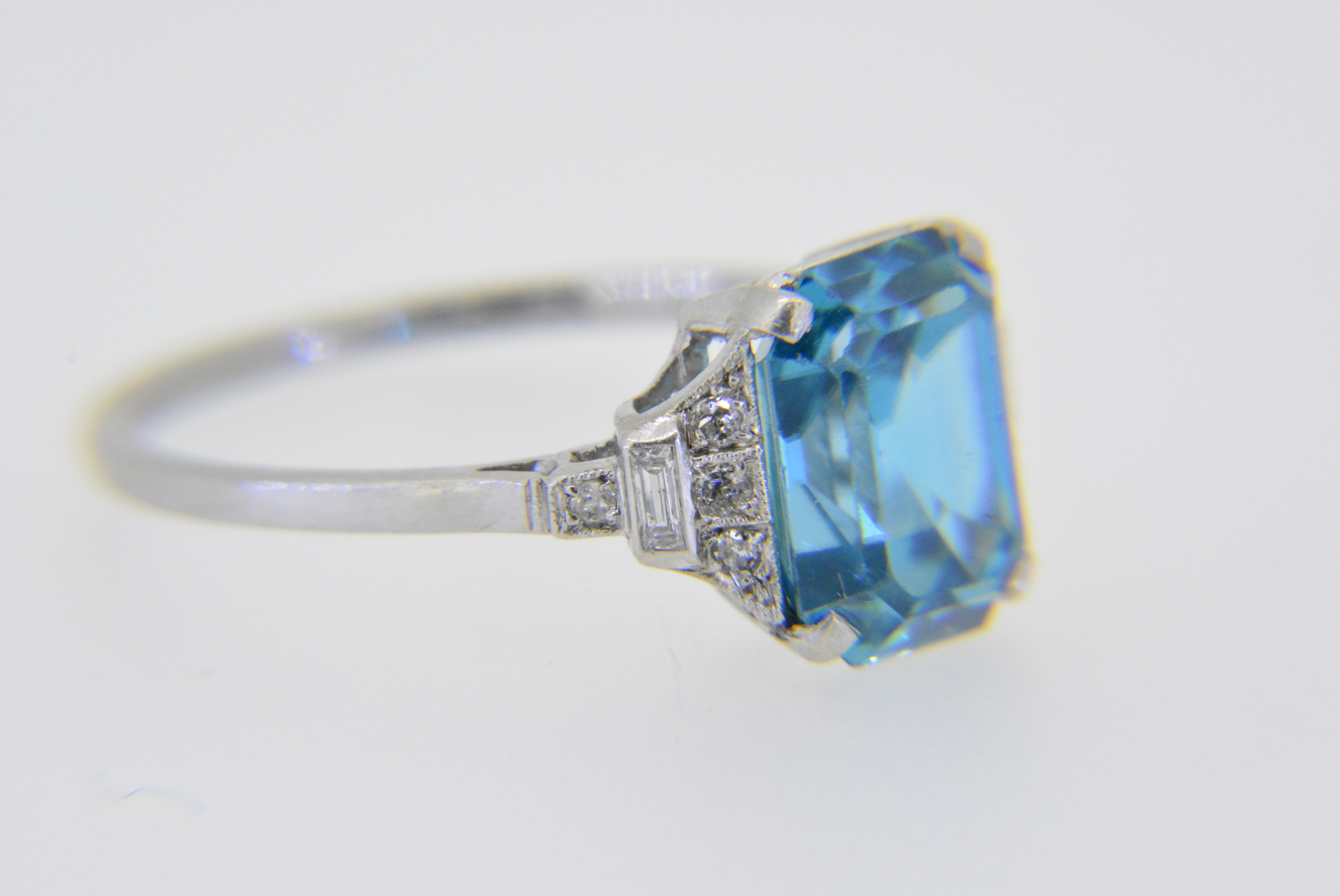 1930s Platinum blue zircon ring with diamond shoulders - Jethro Marles