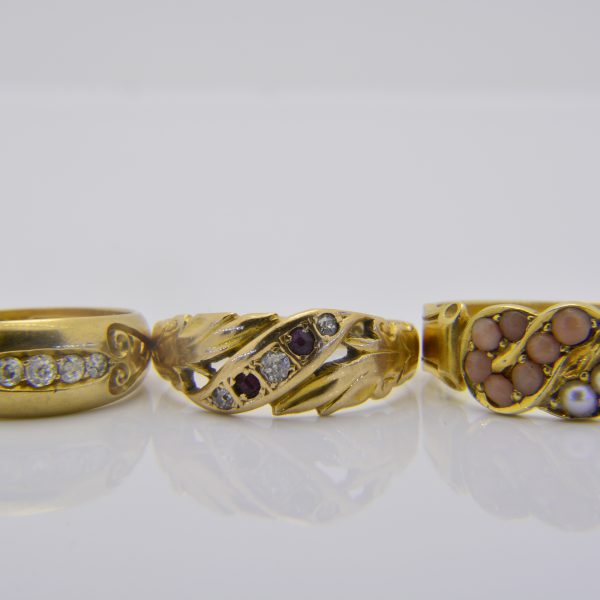 Three Victorian gold gem-set rings