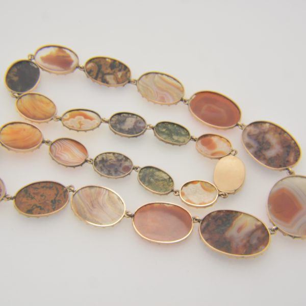 19th century gold & agate necklace reverse