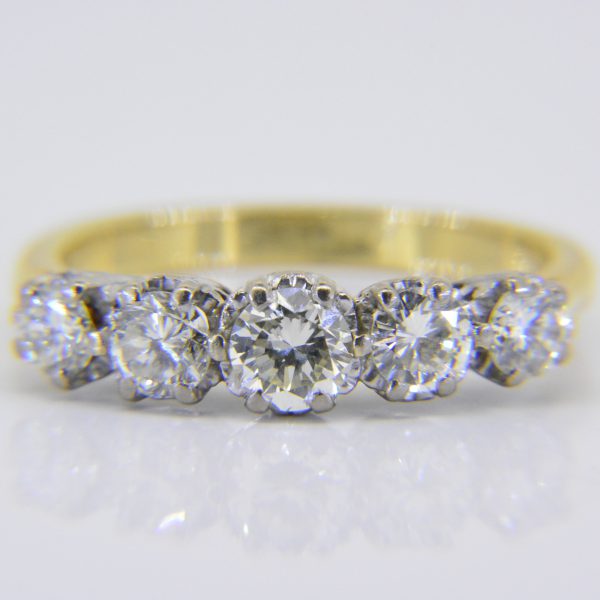 Diamond 5-stone ring