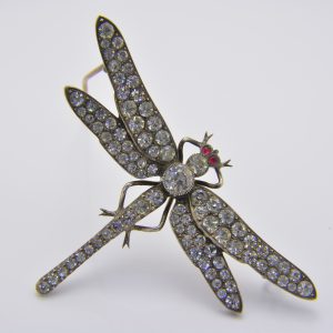 Paste set dragonfly brooch
