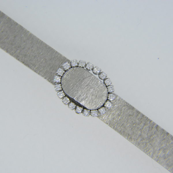 ladys 18ct diamond Leysen watch