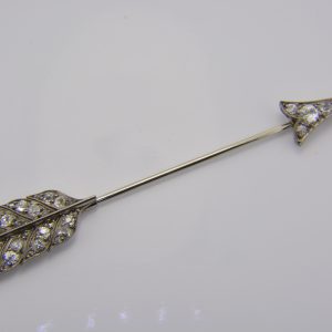 Diamond arrow jabot pin brooc