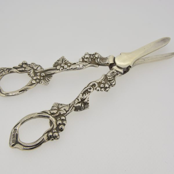 Cast silver grape scissors